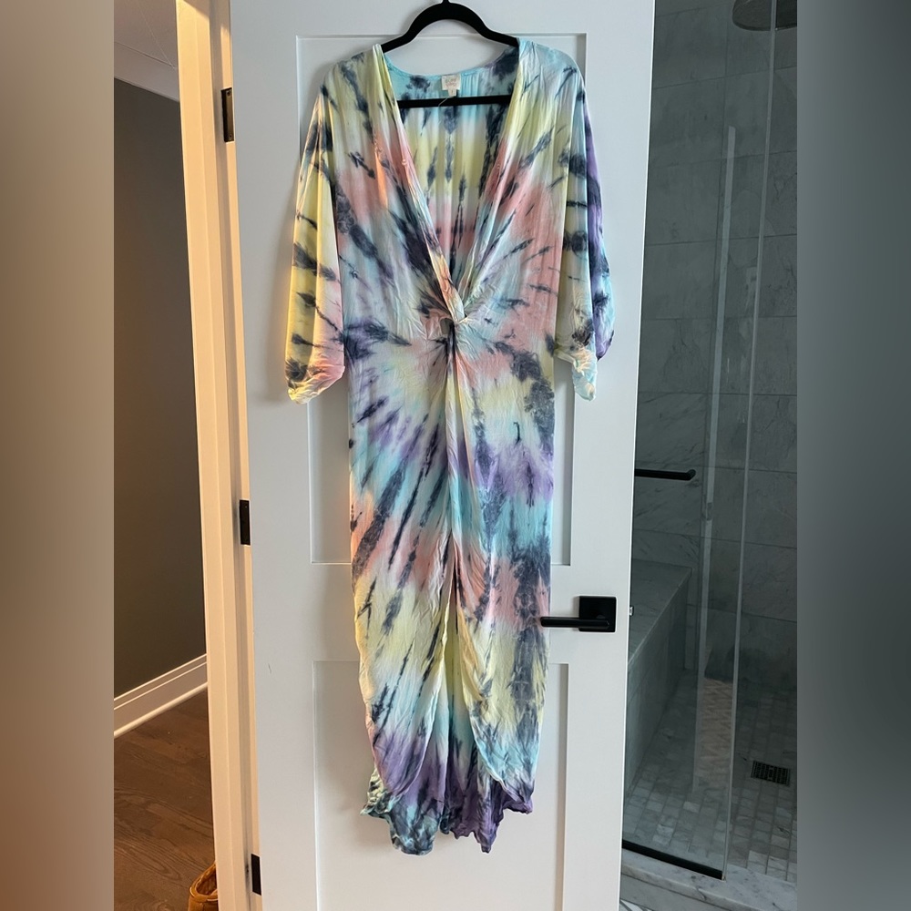NWOT Surf Gypsy cover up